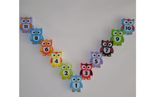 Load image into Gallery viewer, Wooden Stacking Owls