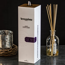 Load image into Gallery viewer, Pomegranate and Chilli Diffuser Brownstone London
