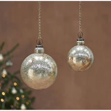 Load image into Gallery viewer, Ometti Giant Round Bauble - Rustic Gold
